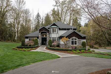 11829 166th Ave SE Renton, WA 98059