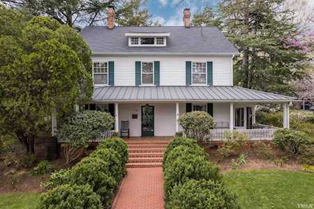 176 W King Street Hillsborough, NC 27278