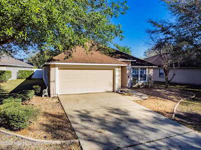 790 Bellshire Dr Orange Park, FL 32065