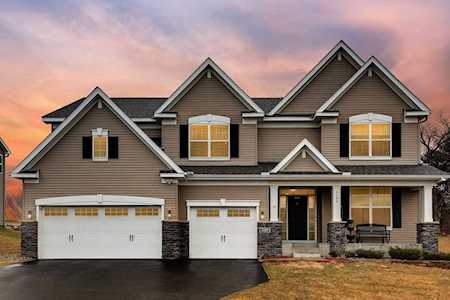 3189 Oak View Drive Woodbury, MN 55129
