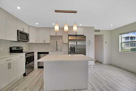 338 Brittany H #H Delray Beach, FL 33446
