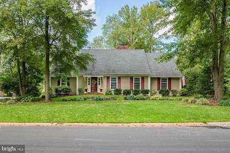 121 Hitching Post Dr Wilmington, DE 19803
