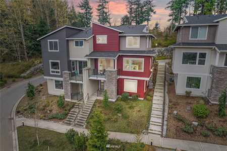 34512 SE Hall St Snoqualmie, WA 98065