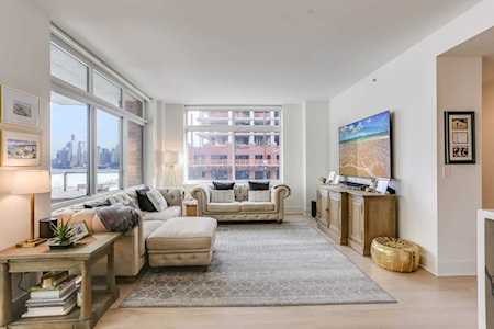1400 Hudson St #402 Hoboken, NJ 07030
