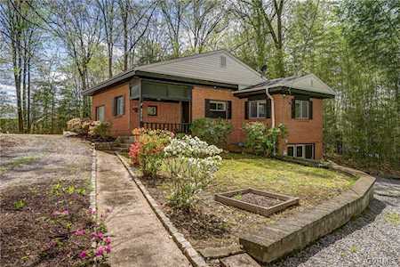 8275 Burnside Dr Mechanicsville, VA 23116