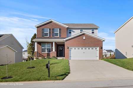 5012 Fawn Valley Dr Louisville, KY 40299