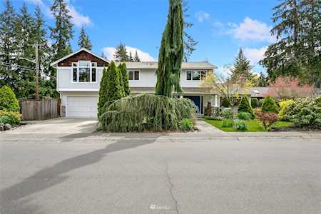 17911 NE 26th St Redmond, WA 98052