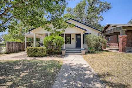 3717 Bunting Avenue Fort Worth, TX 76107