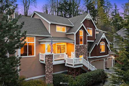 7528 138th Place SE Newcastle, WA 98059