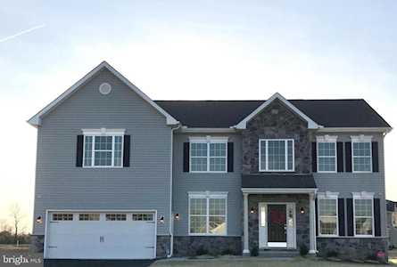1153 Charleston Circle Dover, DE 19904