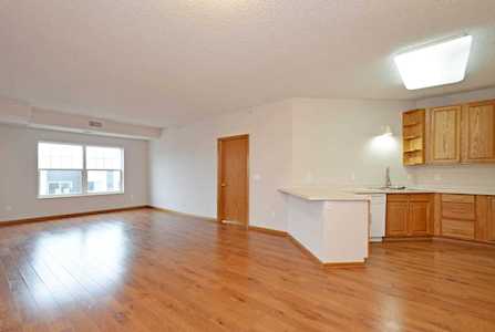 4824 E 53rd Street #521 Minneapolis, MN 55417