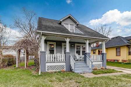 21111 Oxford Ave Farmington Hills, MI 48336