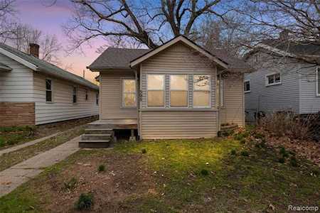 595 E Drayton St Ferndale, MI 48220