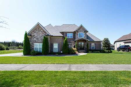 2038 Fairhaven Ln Murfreesboro, TN 37128