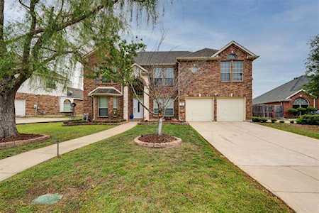 308 Forestridge Drive Mansfield, TX 76063