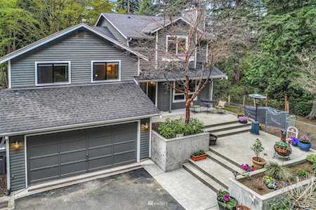 16703 NE 139th Place Woodinville, WA 98072