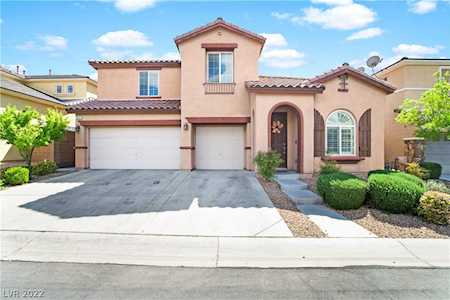 7642 Harney Peak St Las Vegas, NV 89166