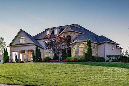 18114 Bear Track Dr Davidson, NC 28036
