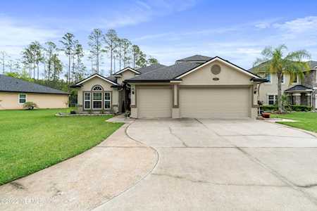 681 Grampian Highlands Dr St Johns, FL 32259