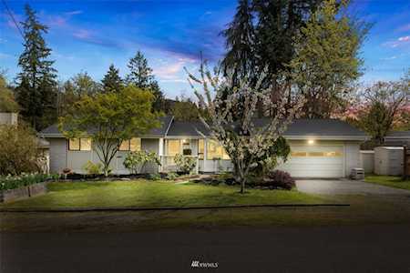 9002 132nd Place SE Newcastle, WA 98059