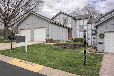 10119 Edelweiss Circle Shawnee, KS 66203