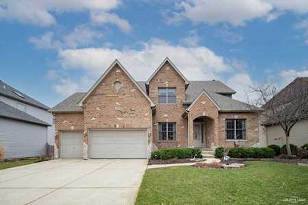 417 Deerfield Dr Oswego, IL 60543