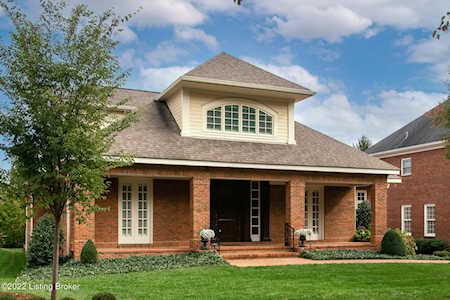 6113 Regal Springs Dr Louisville, KY 40205