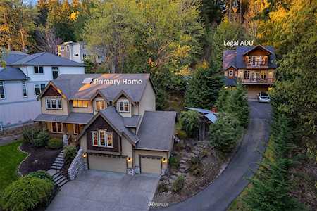 1326 207th Ave NE Sammamish, WA 98074