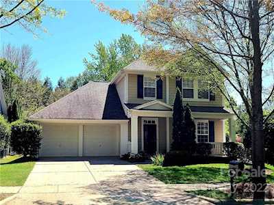 9404 Rosalyn Glen Rd Cornelius, NC 28031