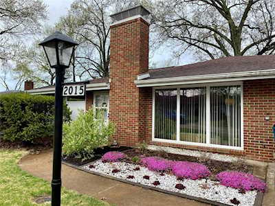 2015 Goodale Ave St Louis, MO 63114