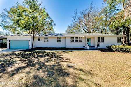 2006 Broward Rd Jacksonville, FL 32218