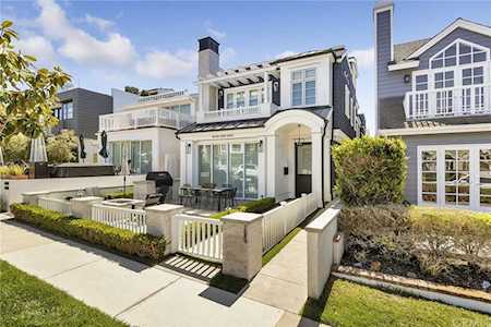 708 1/2 Heliotrope Ave Corona Del Mar, CA 92625