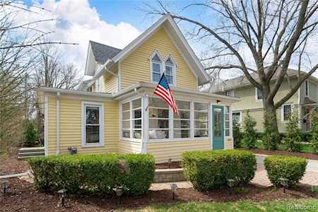 211 W Dunlap St Northville, MI 48167