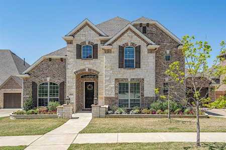 9932 Croswell Street Fort Worth, TX 76244