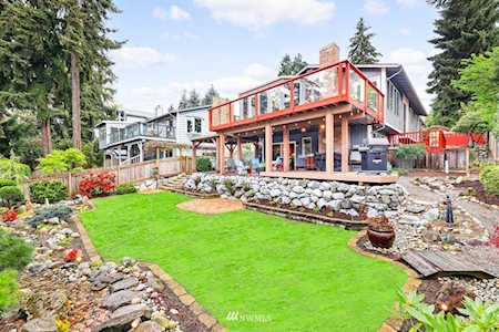 8031 NE 112th St Kirkland, WA 98034