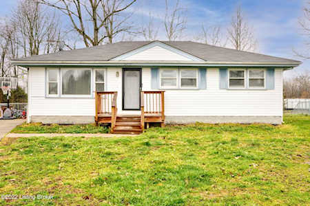 9200 Sissone Dr Fairdale, KY 40118