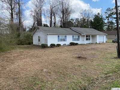 3240 Bryant St. Loris, SC 29569
