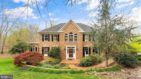 4504 Den Haag Rd Warrenton, VA 20187