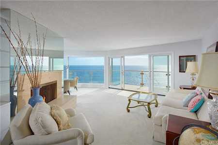 31561 Table Rock Dr #206 Laguna Beach, CA 92651