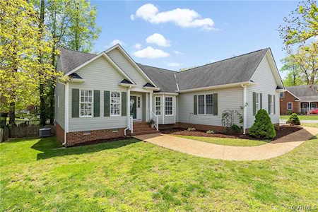 9400 Ivy Hill Ct Mechanicsville, VA 23116
