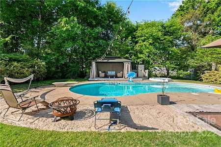 12616 Waterfall Place Charlotte, NC 28278