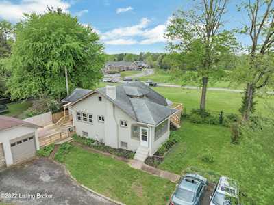 4 Maple Crest Ct Louisville, KY 40206