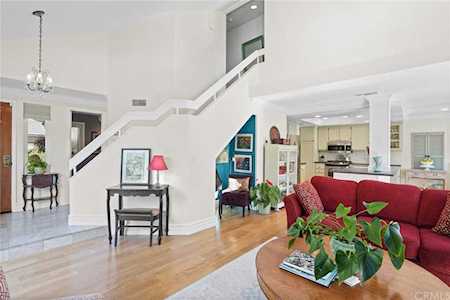 2572 Elden Ave #D Costa Mesa, CA 92627
