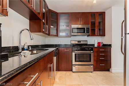 270 E Flamingo Rd #320 Las Vegas, NV 89169