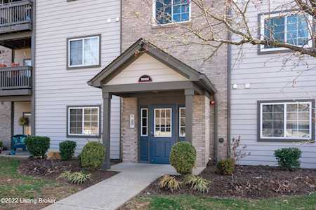 10402 Southern Meadows Dr #302 Louisville, KY 40241