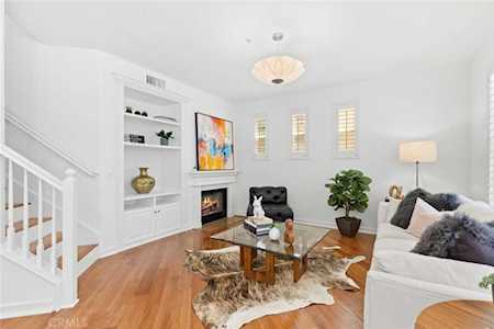 16 Tall Oak Irvine, CA 92603