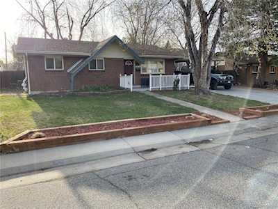 8438 Ames St Arvada, CO 80003
