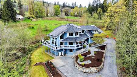 6511 W Snoqualmie Valley Rd NE Carnation, WA 98014