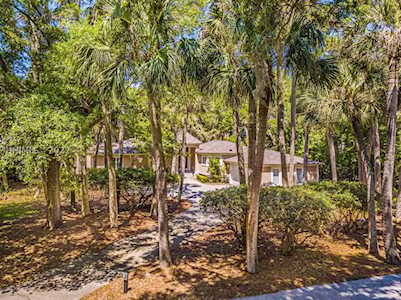 19 Sea Ln Hilton Head Island, SC 29928