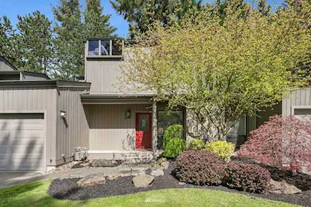 2006 210th Circle NE Sammamish, WA 98074